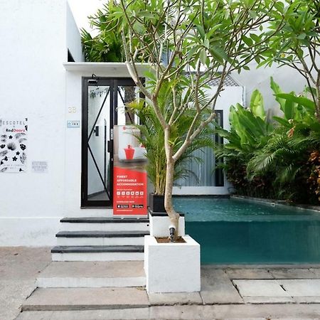 Reddoorz @ Jalan Raya Semat Canggu Hostel Bali Luaran gambar