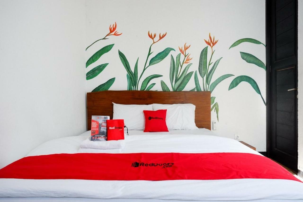 Reddoorz @ Jalan Raya Semat Canggu Hostel Bali Luaran gambar
