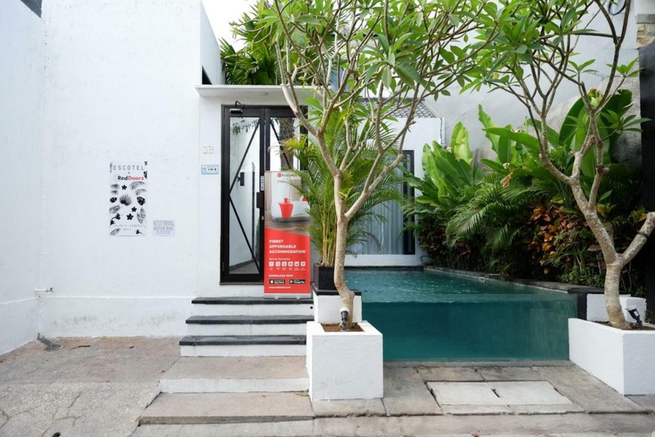 Reddoorz @ Jalan Raya Semat Canggu Hostel Bali Luaran gambar