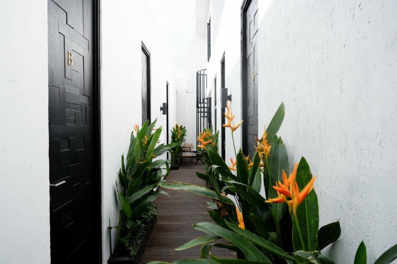 Reddoorz @ Jalan Raya Semat Canggu Hostel Bali Luaran gambar